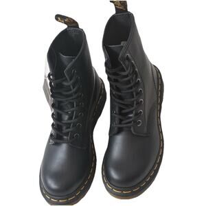 Doc Dr. Martens 1460 Leather Combat Boots Black Smooth Women’s Size 5 Shoes